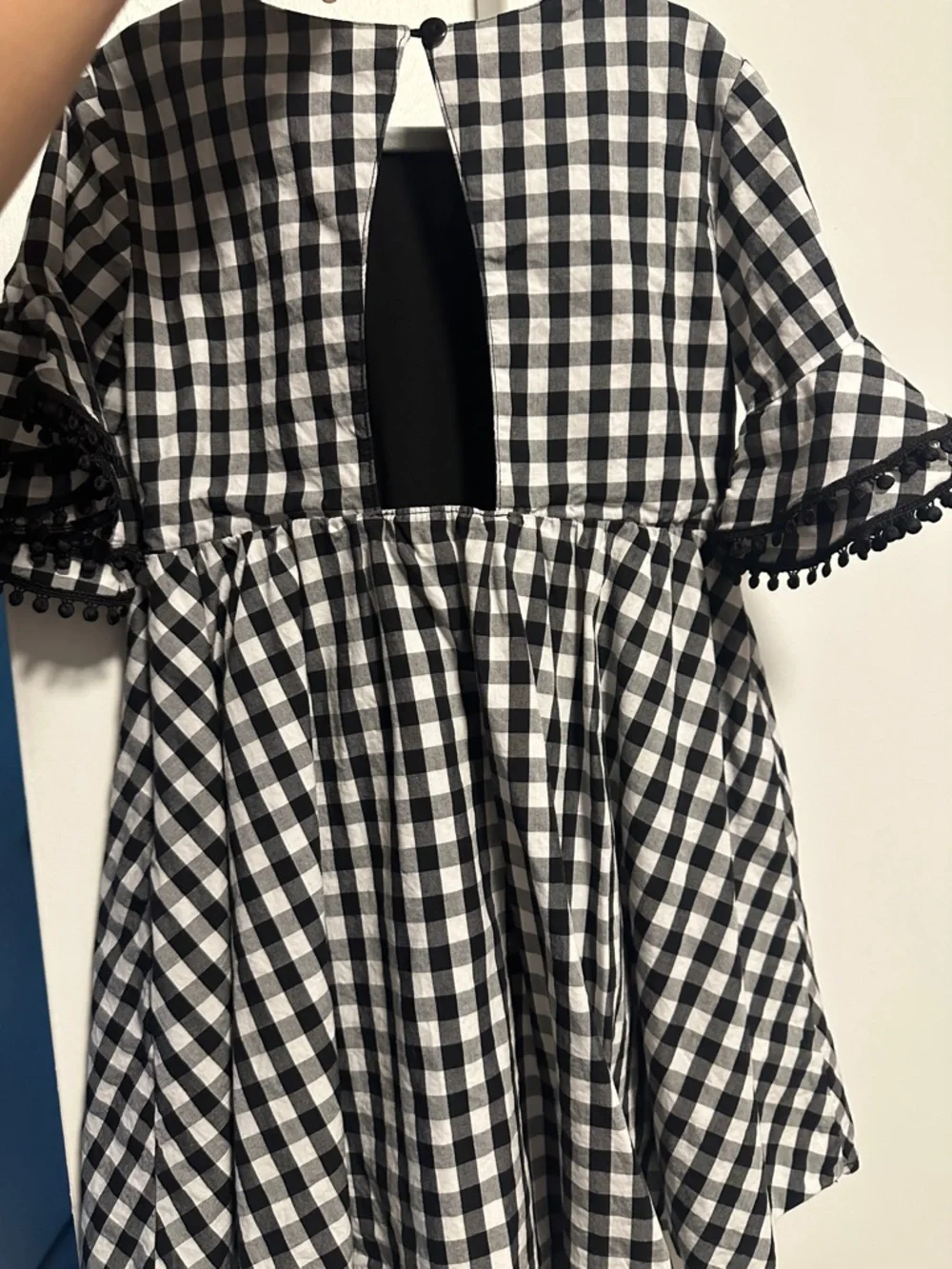 Gingham Open-Back girls Dress - Black & White size 5yrs